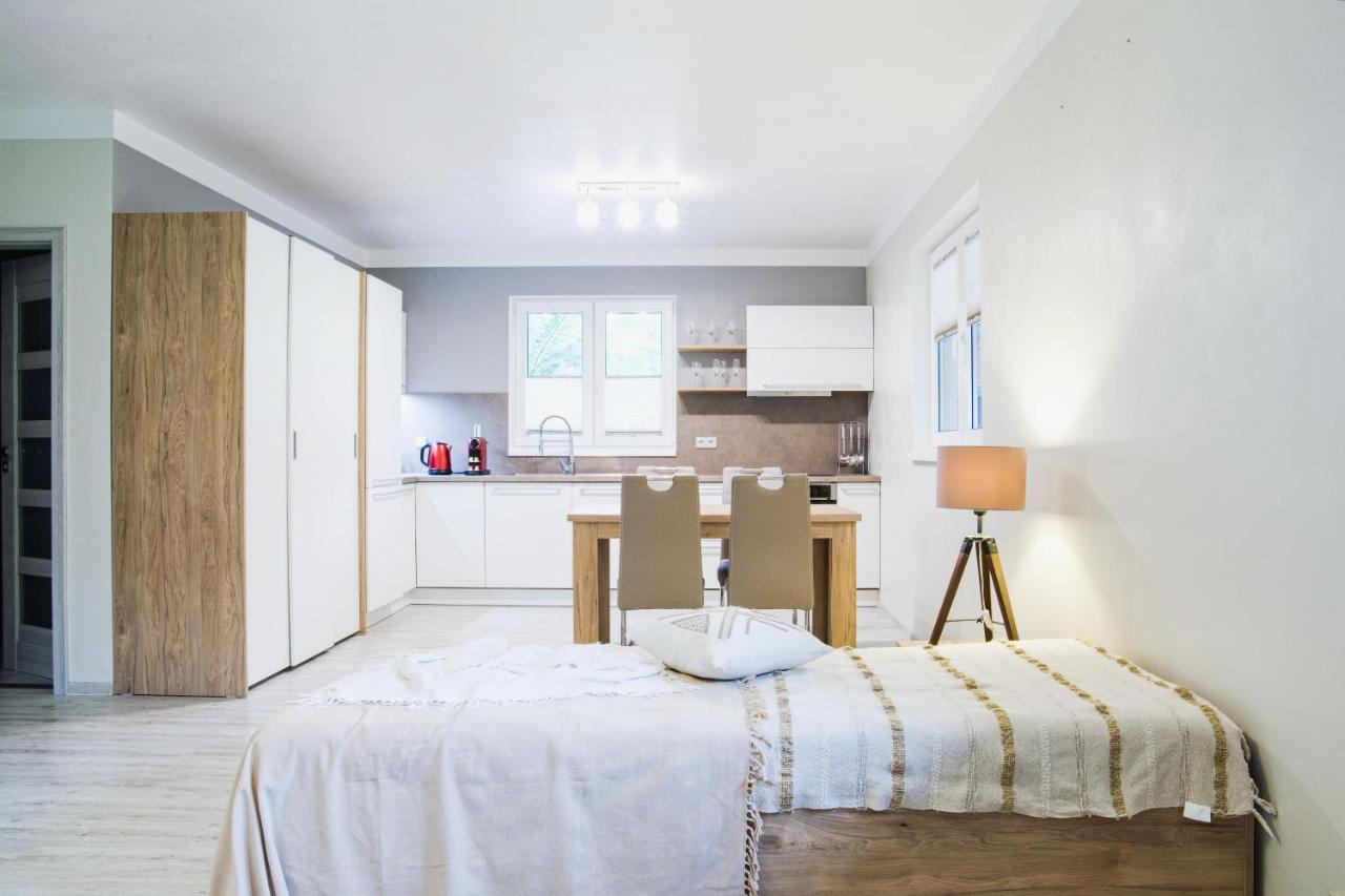 Apartmany A Wellness Vmal Skutec Экстерьер фото